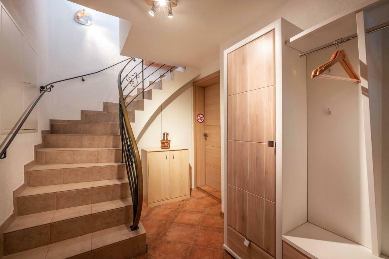 Exclusive Appartement Chalet Sankt Johann in Tirol Exterior foto